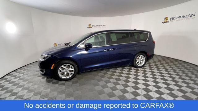 used 2018 Chrysler Pacifica car, priced at $8,237