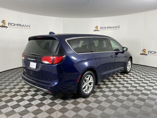 used 2018 Chrysler Pacifica car, priced at $8,237