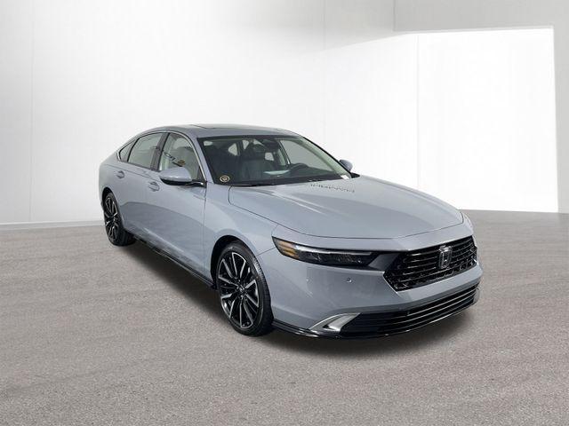 new 2025 Honda Accord Hybrid car, priced at $40,241