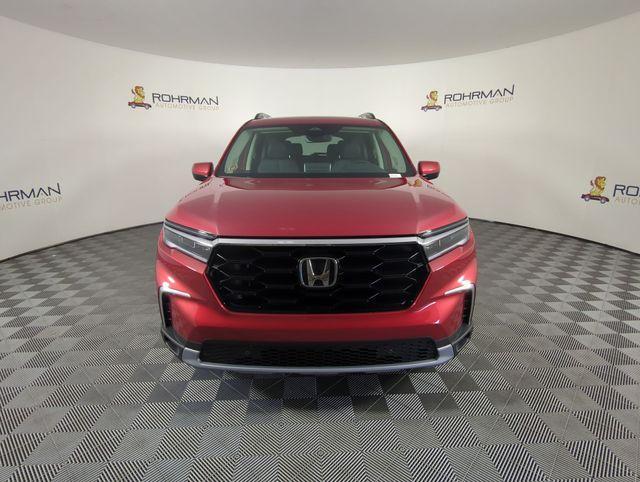 new 2025 Honda Pilot car, priced at $50,936