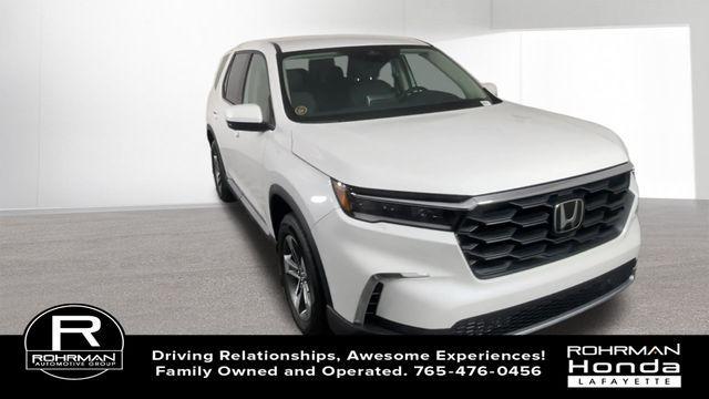 new 2025 Honda Pilot car, priced at $46,875