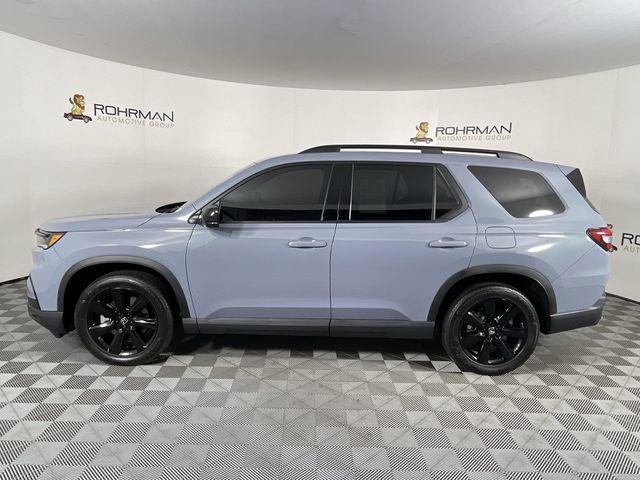 used 2025 Honda Pilot car, priced at $47,897