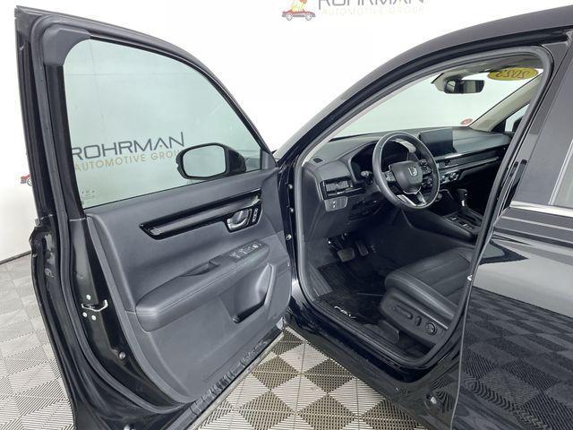used 2023 Honda CR-V car, priced at $30,322