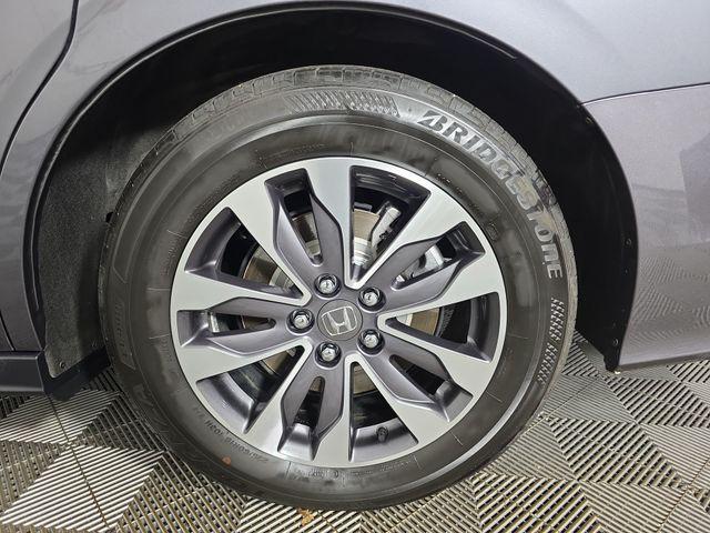 used 2023 Honda Odyssey car, priced at $35,589