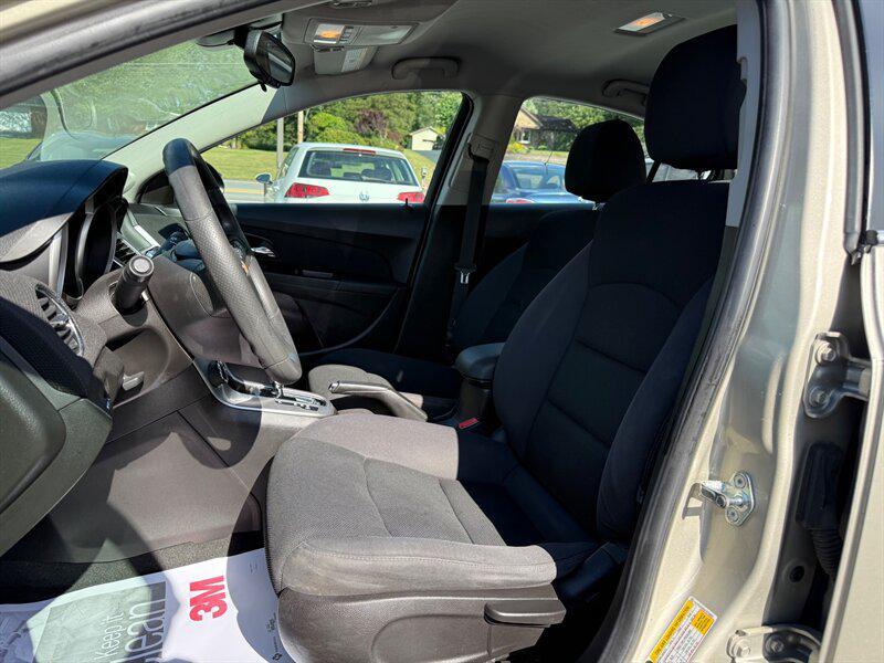 used 2016 Chevrolet Cruze Limited car, priced at $8,997