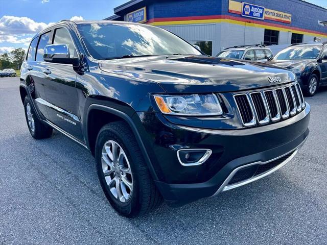 used 2015 Jeep Grand Cherokee car, priced at $18,406