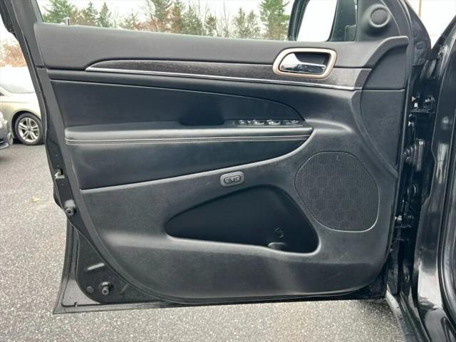 used 2014 Jeep Grand Cherokee car, priced at $15,977