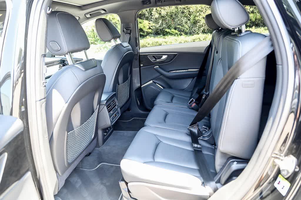 used 2025 Audi Q7 car, priced at $58,988