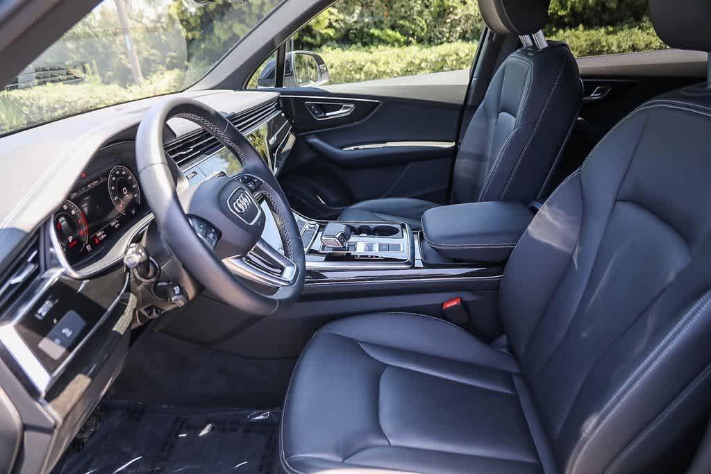 used 2025 Audi Q7 car, priced at $58,988