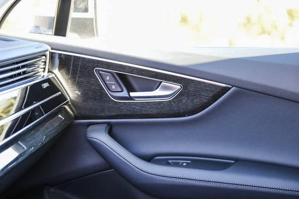 new 2024 Audi Q7 car, priced at $68,535