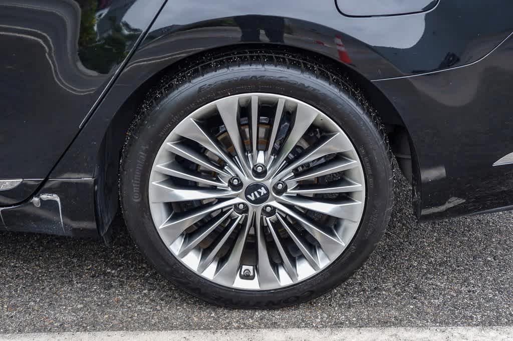 used 2017 Kia Cadenza car, priced at $13,988