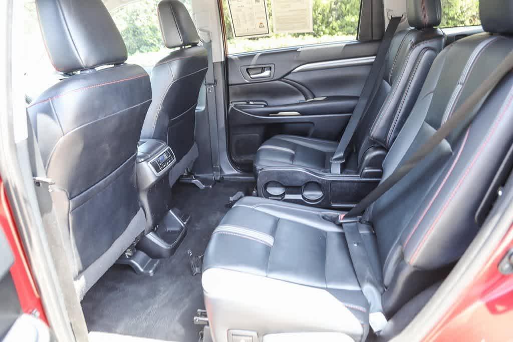 used 2019 Toyota Highlander car, priced at $24,000