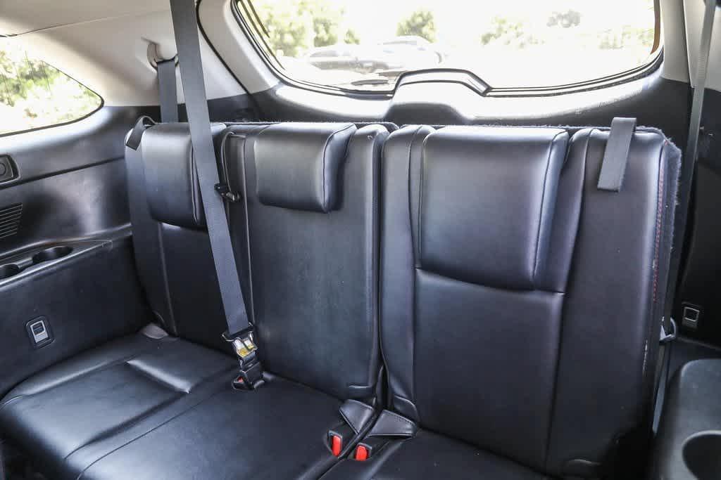 used 2019 Toyota Highlander car, priced at $24,000