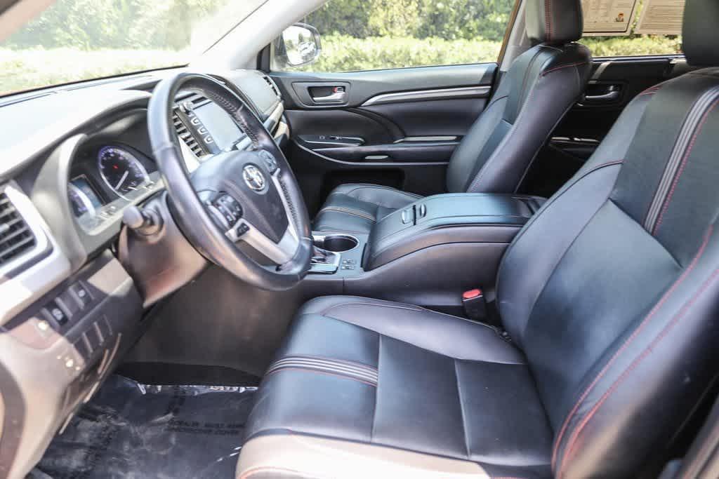 used 2019 Toyota Highlander car, priced at $24,000