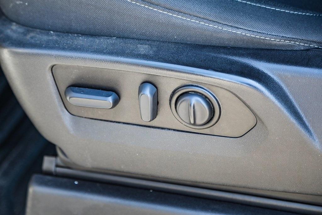 used 2022 GMC Sierra 1500 Limited car, priced at $21,988