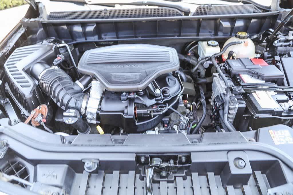 used 2018 Cadillac XT5 car, priced at $17,988