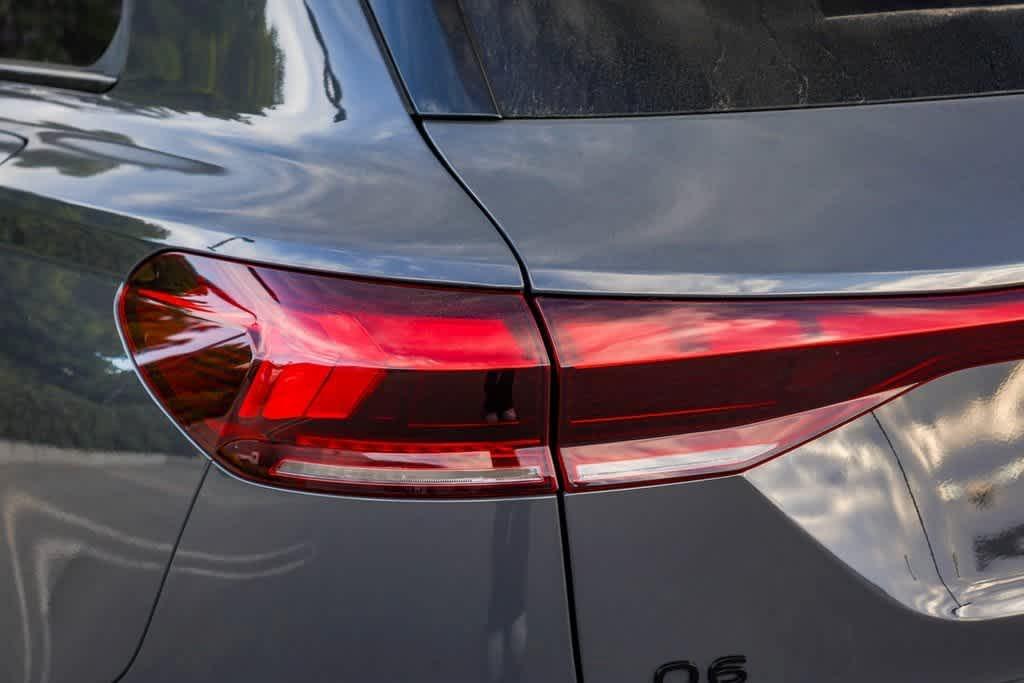 new 2025 Audi Q6 e-tron car, priced at $70,615