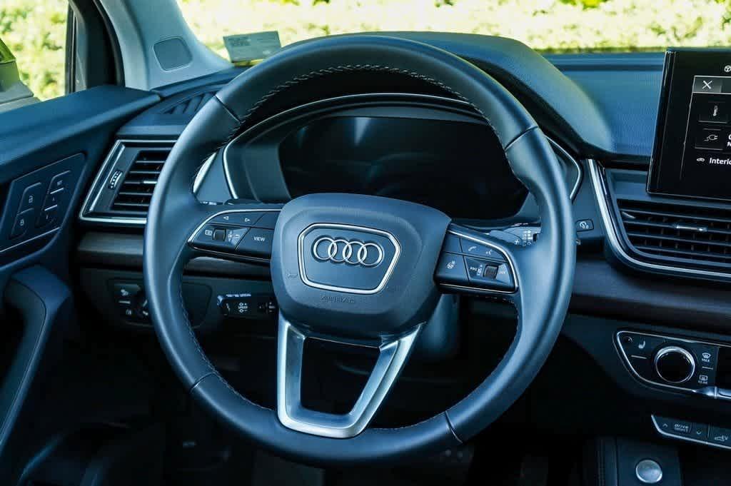 used 2024 Audi Q5 e car, priced at $49,686