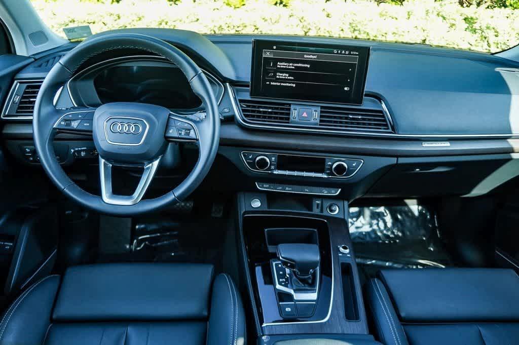 used 2024 Audi Q5 e car, priced at $49,686