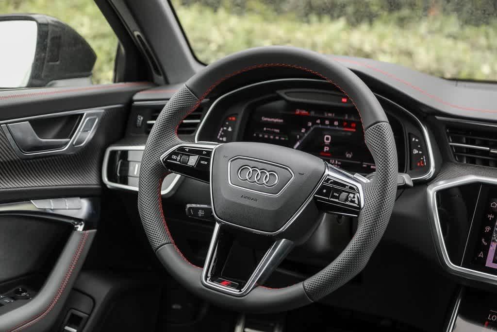 new 2025 Audi S6 car, priced at $98,180