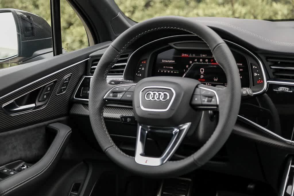 new 2025 Audi SQ7 car
