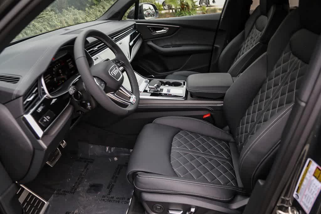 new 2025 Audi SQ7 car