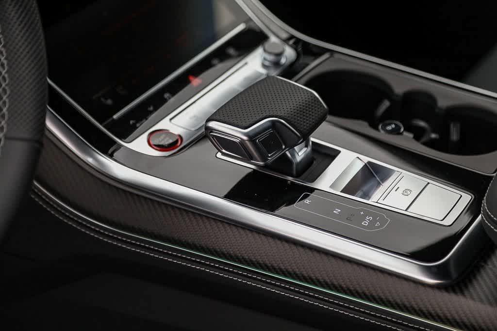 new 2025 Audi SQ7 car