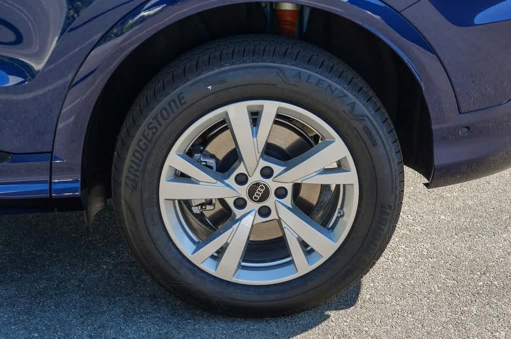 new 2025 Audi Q5 car, priced at $54,116