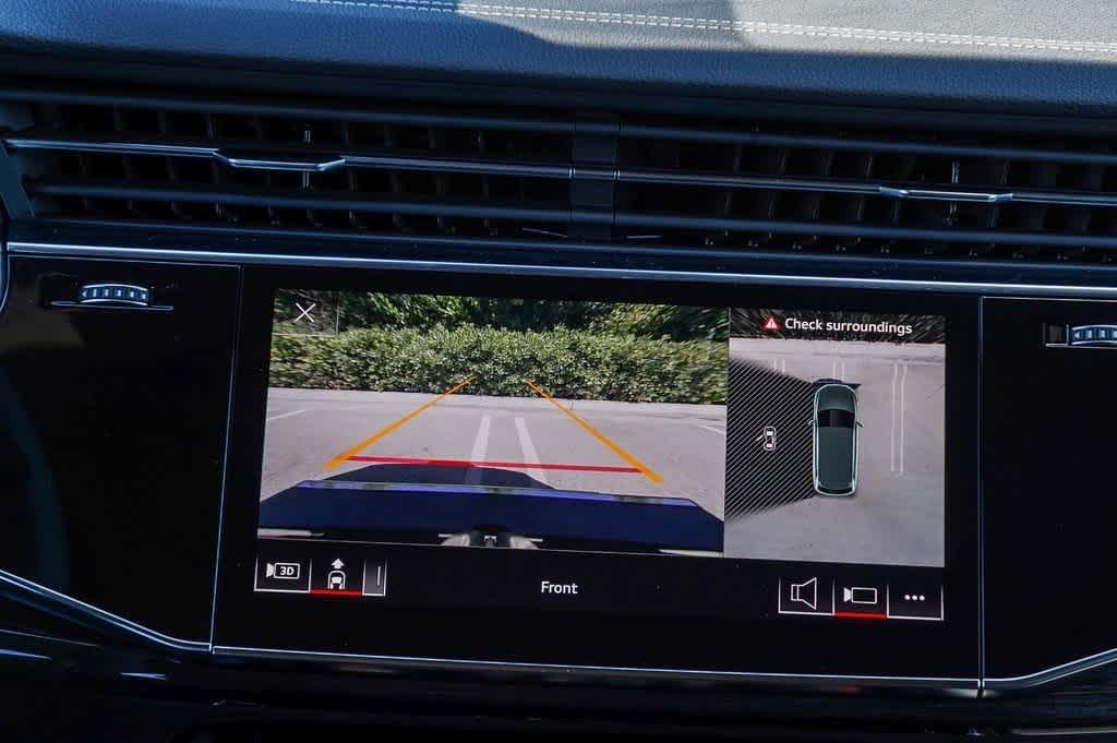 new 2025 Audi Q7 car, priced at $68,278