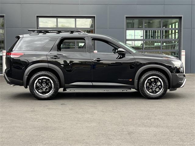 new 2025 Nissan Pathfinder car, priced at $44,288