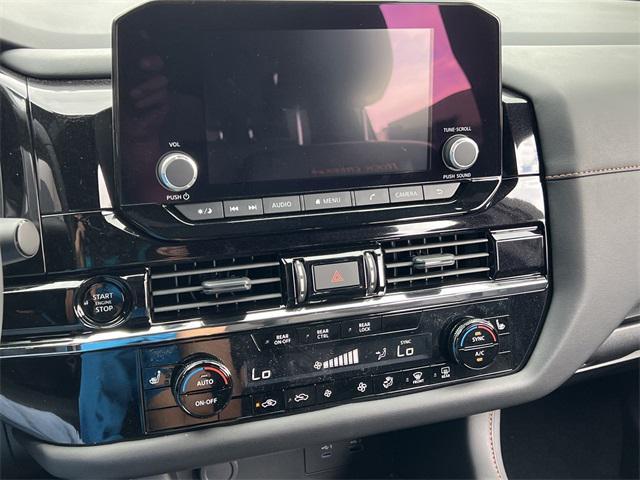 new 2025 Nissan Pathfinder car, priced at $44,288