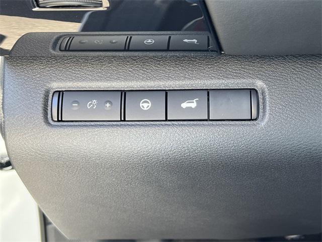 new 2025 Nissan Pathfinder car, priced at $44,102