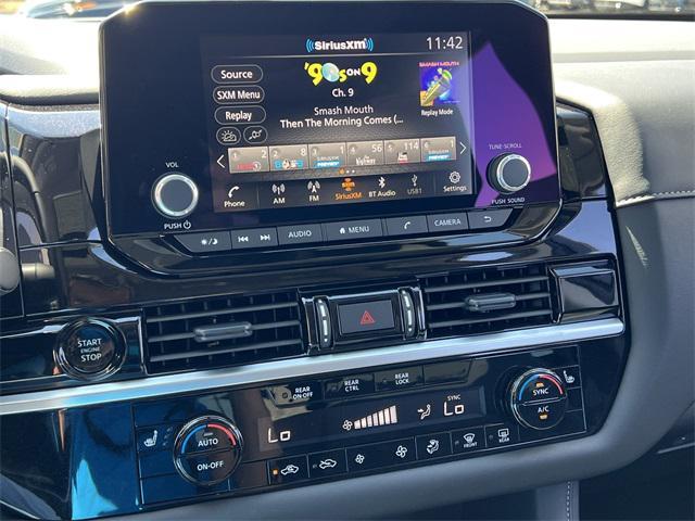new 2025 Nissan Pathfinder car, priced at $44,102