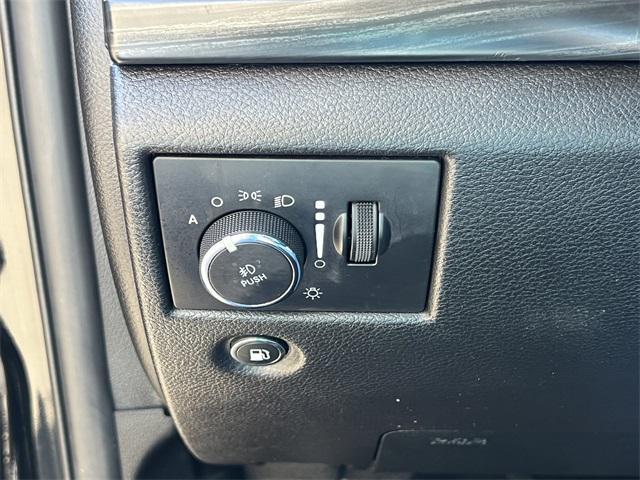 used 2020 Jeep Grand Cherokee car, priced at $21,482