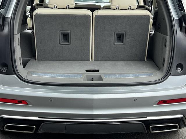 used 2024 Cadillac XT6 car, priced at $45,973