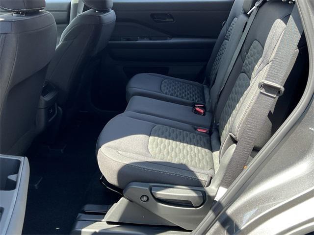 new 2025 Nissan Pathfinder car, priced at $36,786