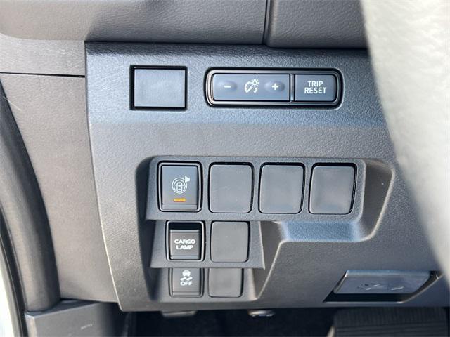 new 2025 Nissan Frontier car, priced at $32,041