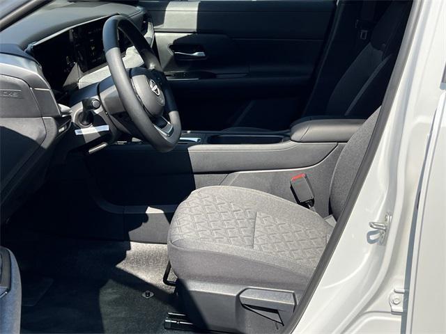 new 2025 Nissan Kicks car, priced at $25,610