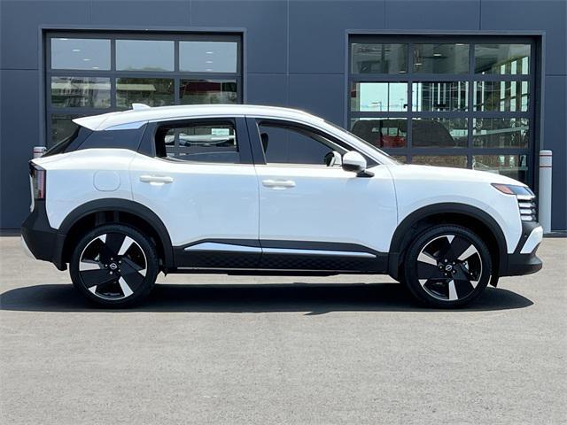 new 2025 Nissan Kicks car, priced at $28,375