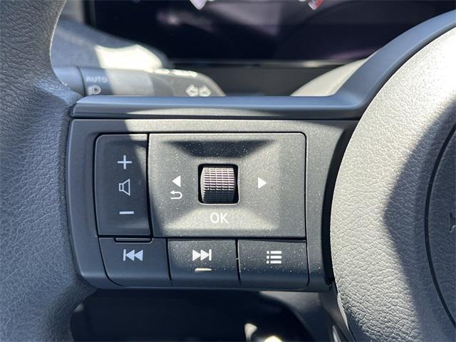 new 2025 Nissan Kicks car, priced at $25,095