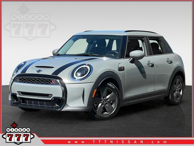 used 2022 MINI Hardtop car, priced at $21,473