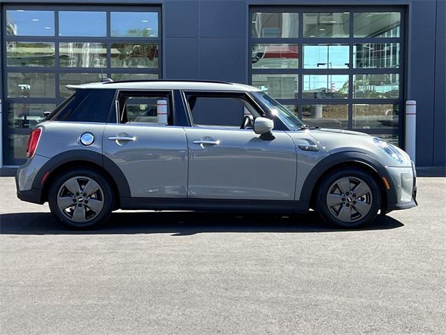 used 2022 MINI Hardtop car, priced at $21,473