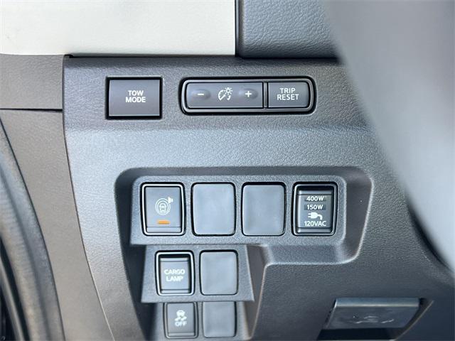 new 2025 Nissan Frontier car, priced at $37,318