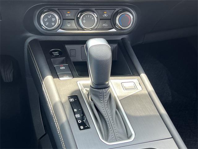 new 2025 Nissan Kicks car, priced at $27,190