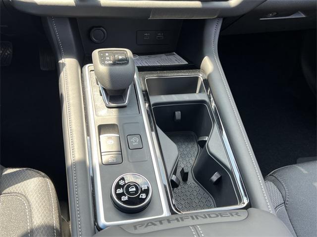 new 2025 Nissan Pathfinder car, priced at $44,171