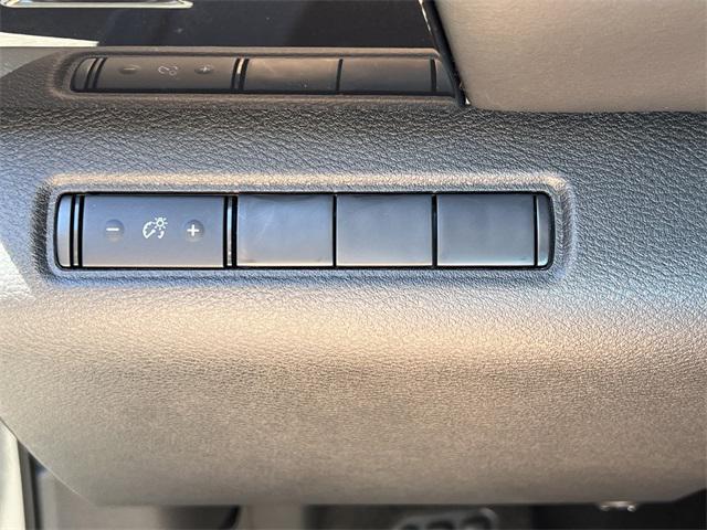 new 2025 Nissan Pathfinder car, priced at $38,590