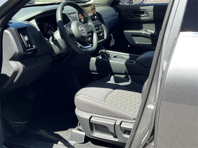 new 2025 Nissan Pathfinder car, priced at $38,590