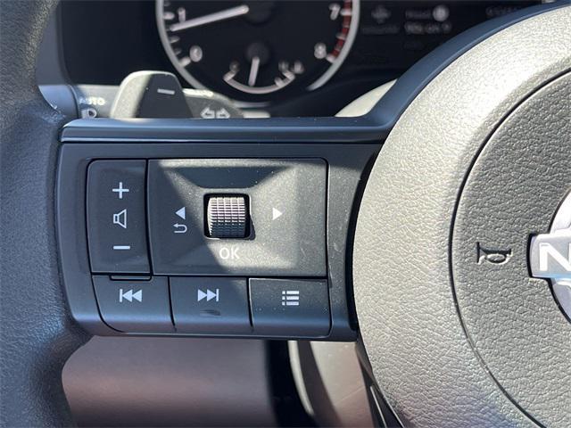 new 2025 Nissan Pathfinder car, priced at $38,590