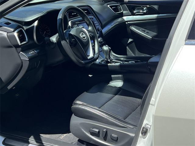 used 2023 Nissan Maxima car, priced at $25,882