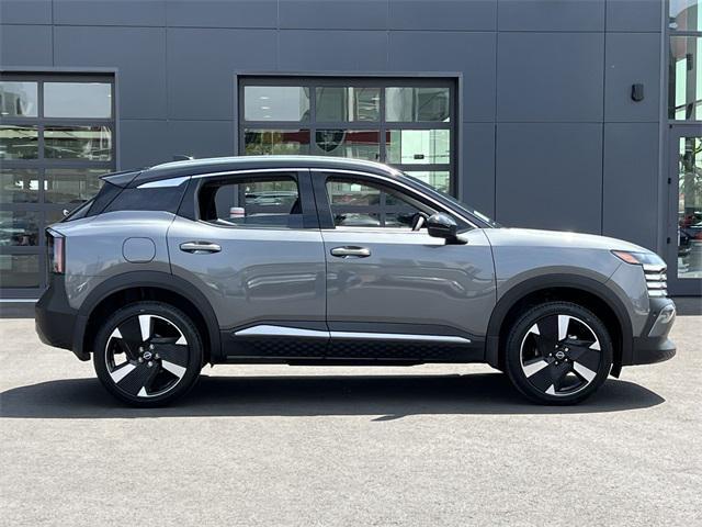new 2025 Nissan Kicks car, priced at $28,390